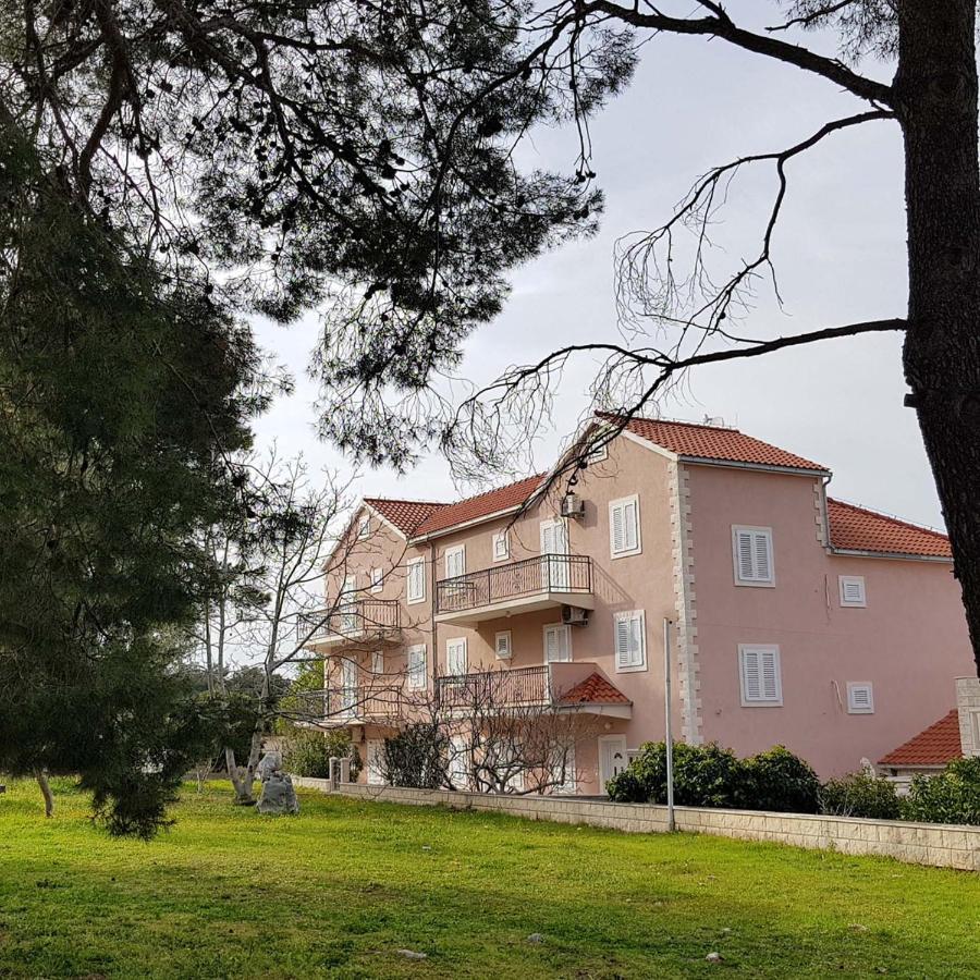 Ruzica Apartments Mirca  Bagian luar foto