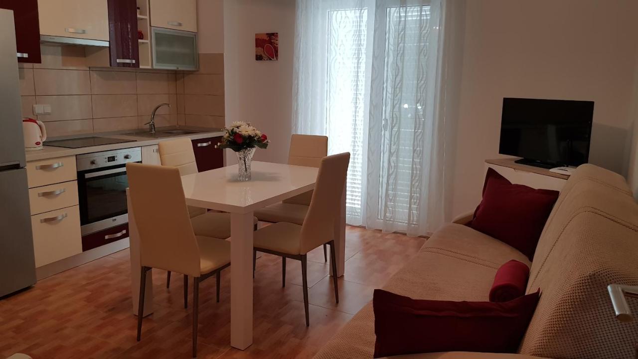 Ruzica Apartments Mirca  Bagian luar foto
