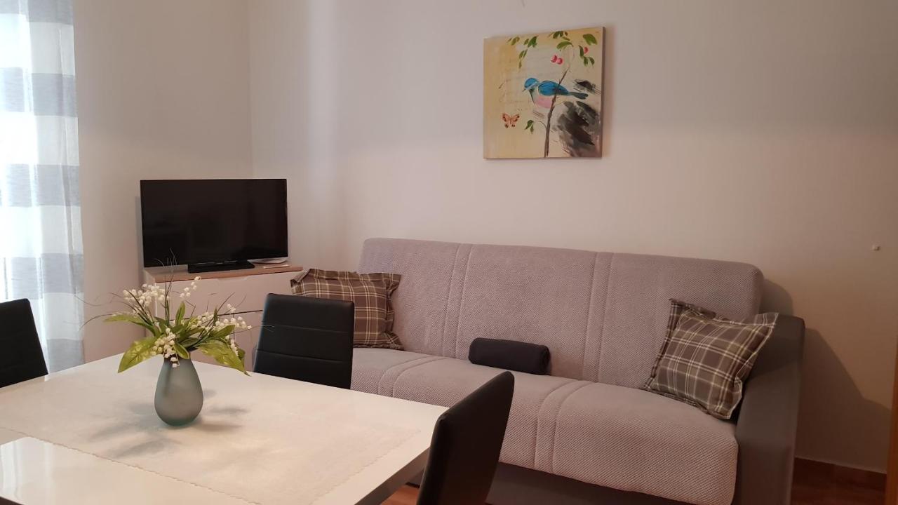 Ruzica Apartments Mirca  Bagian luar foto