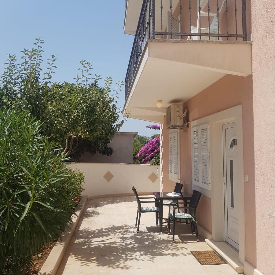 Ruzica Apartments Mirca  Bagian luar foto